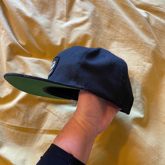 Brixton MFG Company Black Snap Back Cap W/ Green Bill Street Skater Style OS - Picture 11 of 12